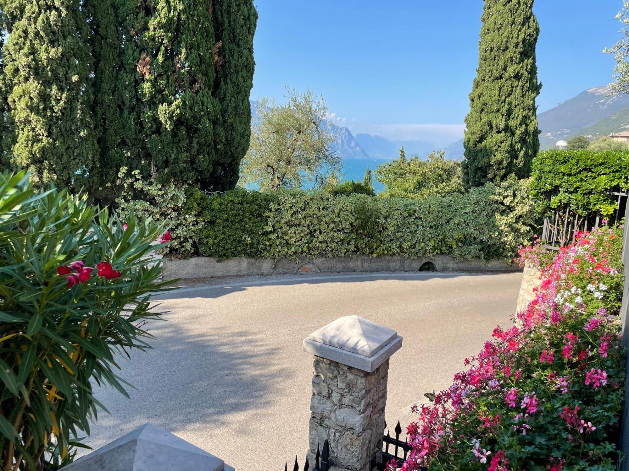 Apartament Tatjana House Brenzone sul Garda Zewnętrze zdjęcie